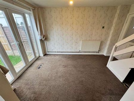 Furzebank Way, Willenhall, WV12 - Photo 3