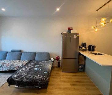 Flat Bush, 2 Bedrooms - Photo 2