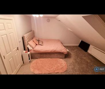 4 bedroom maisonette to rent - Photo 5