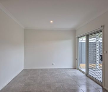 Fresh, Modern & Effortlessly Stylish - Welcome Home - Photo 1