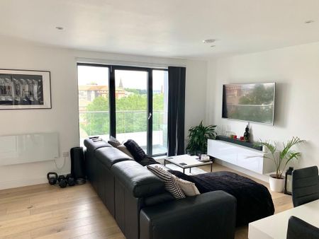 2 bedroom apartment to rent - Photo 2