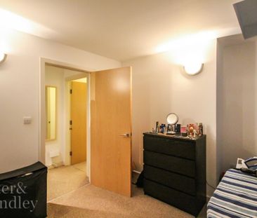 2 bedroom apartment to rent - Photo 6