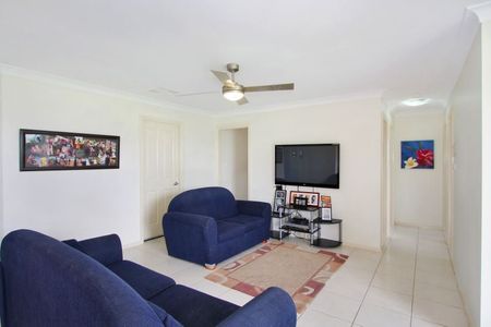 2 Verdelho Drive, TAMWORTH NSW 2340 - Photo 5