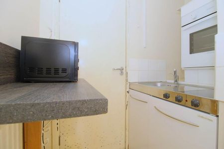 Studio to rent - Photo 3