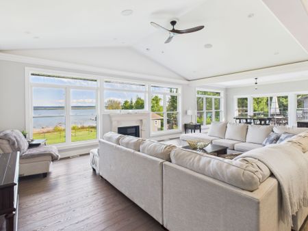 For Lease - 197 Balmy Beach Road, Georgian Bluffs, Ontario - Photo 2