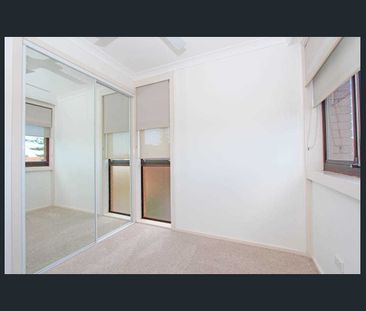 Modern Unit Close to Everything - Photo 3