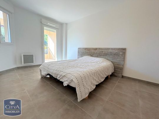 Location Appartement 2 pièces 39m² VILLENEUVE LES AVIGNON 30400 - Photo 1