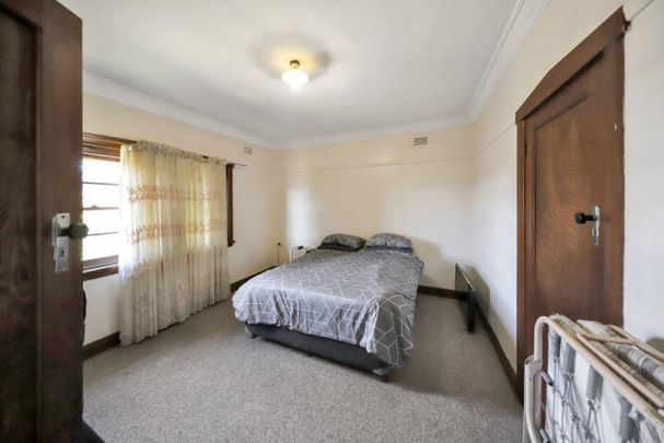 2 Bedroom Brick Home - Photo 1