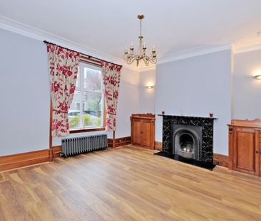 Ground Floor Left, 46 Balmoral Place, AB10 6HP, Aberdeen - Photo 1