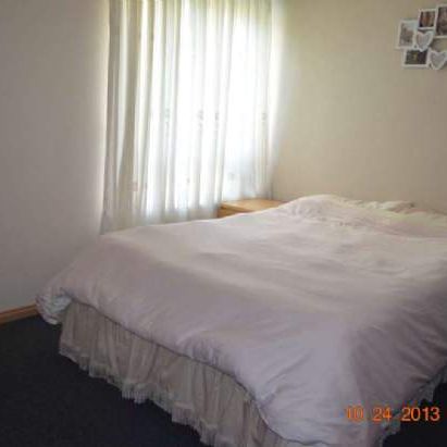 2 bedroom property to rent in London - Photo 1