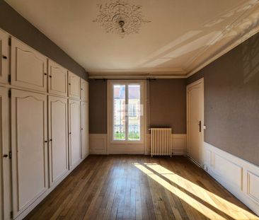 Maison à louer VERSAILLES, 8 pièce(s) - 4425€ - Photo 1