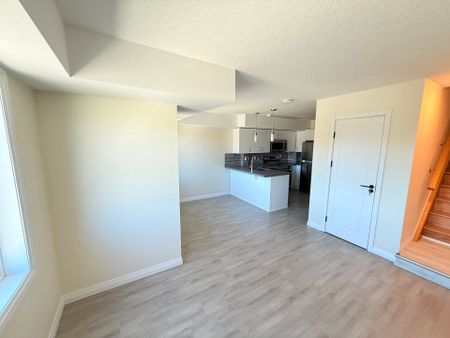 For Lease - 370 Fisher Mills Road Unit# C60, Cambridge, Ontario - Photo 4