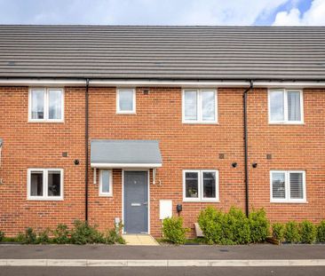 3 bedroom terraced house to rent - Photo 1