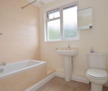 2 bedroom maisonette to rent - Photo 6