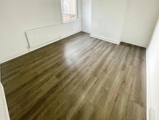 2 bedroom maisonette to rent - Photo 1