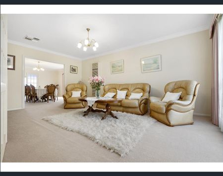 Spacious Family Home in the Balwyn High School Zone - Photo 2