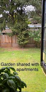 Kitsilano 2 bed (1 bdrm, 1 office) 1 bath furnished sublet - Photo 4