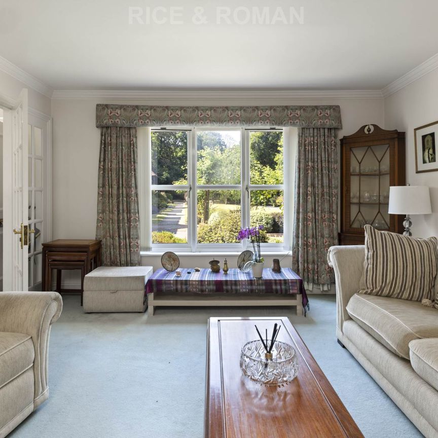 2 Bedroom Semi-Detached, Mytchett Heath – Camberley - Photo 1