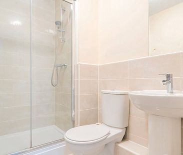 2 bedroom apartment to rent - Photo 6