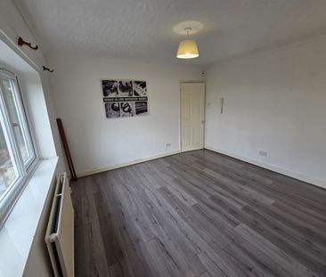 2 Bed Flat, Elysian Fields, M6 - Photo 3