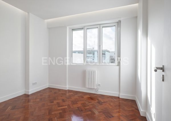 Apartamento T4 em Lisboa