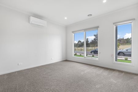 4-Bedroom Family Home in the Highly Sought-After Rosenthal Estate - Photo 4