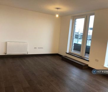 2 bedroom penthouse to rent - Photo 1