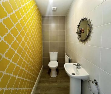 2 bedroom semi-detached house to rent - Photo 4