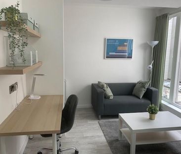 Studio to rent - Photo 1