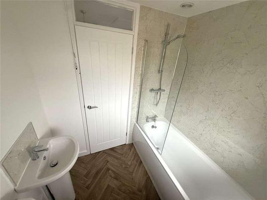 Priory Road, Tiverton, Devon, EX16 - Photo 1