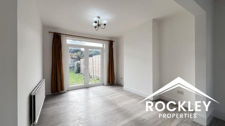 3 bedroom terraced house to rent - Photo 2