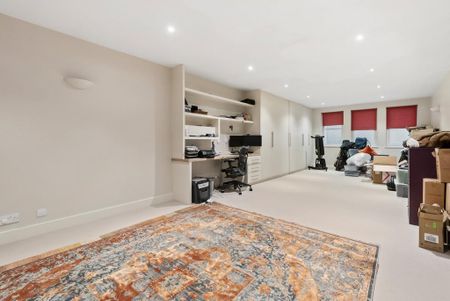 5 bedroom terraced house to rent - Photo 4