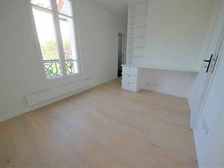 Tout savoir sur cette maison à Saint-Cloud - Photo 3