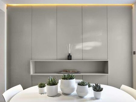 St. Marks Place, Windsor, SL4 - Photo 5