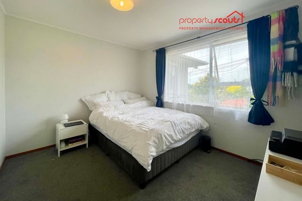 4 Bedrooms on David Street - Photo 1