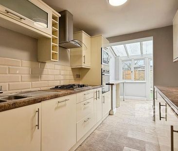 3 bedroom terraced house to rent - Photo 4