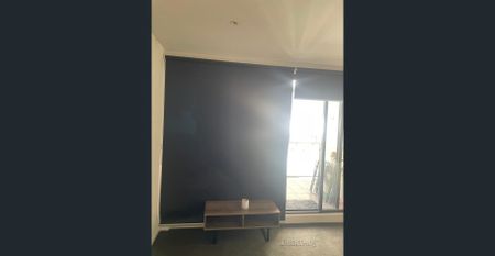 Two-Bedroom Top Floor Apartment - Photo 5