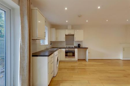 1 bedroom detached bungalow to rent - Photo 3