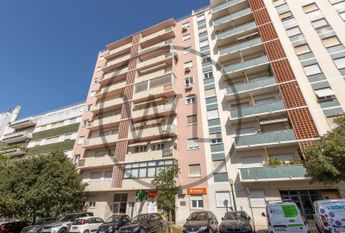 Apartamento T3 em Lisboa