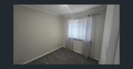 Over 55's Complex - Renovated Unit - Lovely Complex - Photo 3