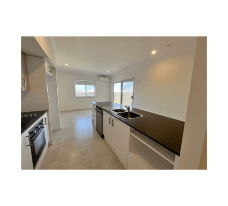 21B Lancing Avenue, Sussex Inlet, NSW 2540 - Photo 4