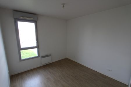 Location Appartement 3 pièces 63m² STE LUCE SUR LOIRE 44980 - Photo 2
