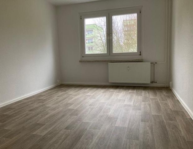 Schicke 3-Zimmer-Wohnung mit Balkon - in ruhigem Wohnumfeld. - Foto 1