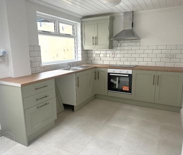 25 Sandys Street, Newry, BT34 1EN - Photo 6