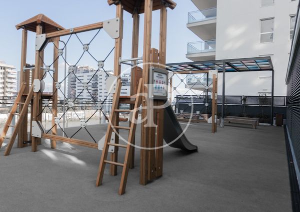 Flat for rent in Badalona