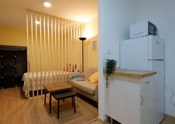 Calle de Carracedo, Madrid, Community of Madrid 28024