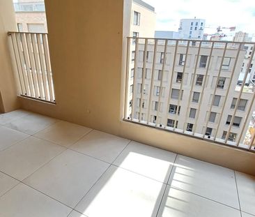 location Appartement T4 DE 72.6m² À BOBIGNY - Photo 4