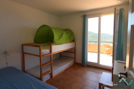 Villa pour 6 personnes avec piscine privée et vue mer à La Londe-Les-Maures - Photo 3