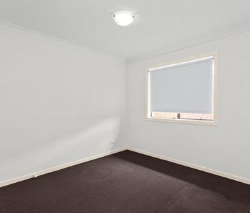 11 Dampiera Avenue, Wallan VIC 3756 - Photo 3