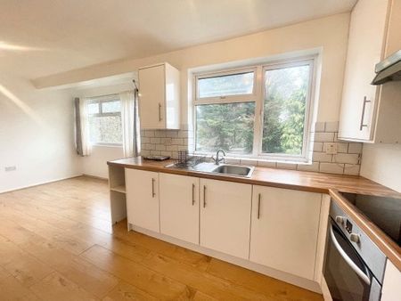 105, Onslow Gardens, London, Property for rent - Photo 4